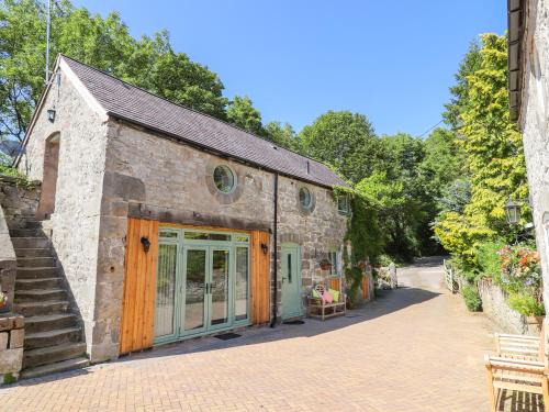 Mold House | The Old Coach House