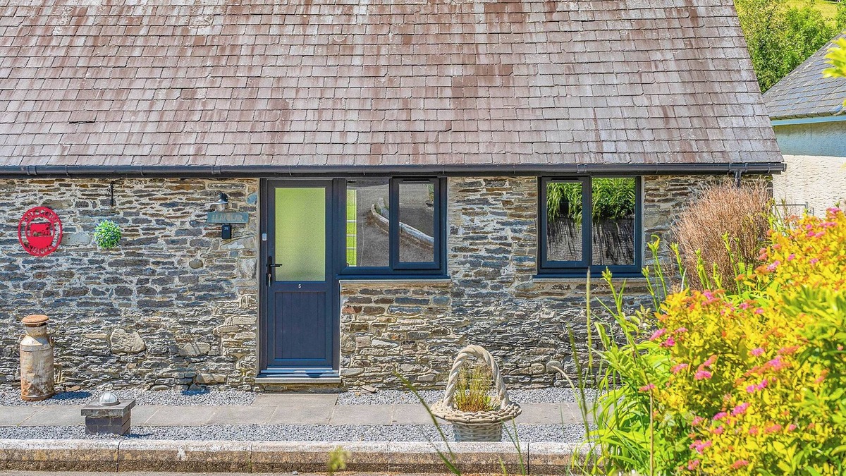 Cribyn Cottage | The Old Cowsheds 5 - Llanilar - UK49790