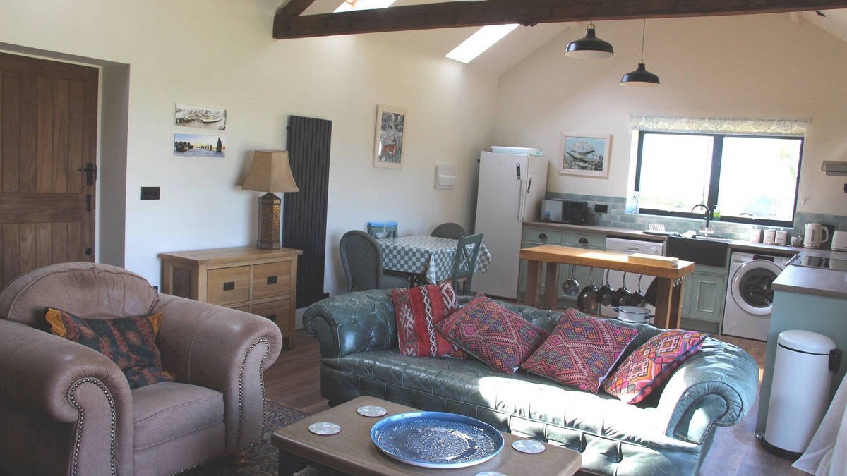 Graveley Cottage | The Old Dairy - a quiet, relaxing countryside retreat.