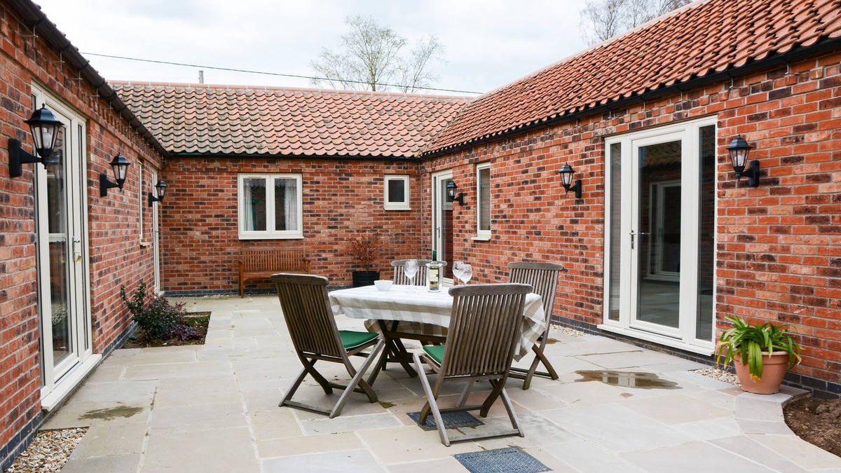 Sutton on Trent House | The Old Dairy, luxury Barn ideally situated to explore rural Nottinghamshire