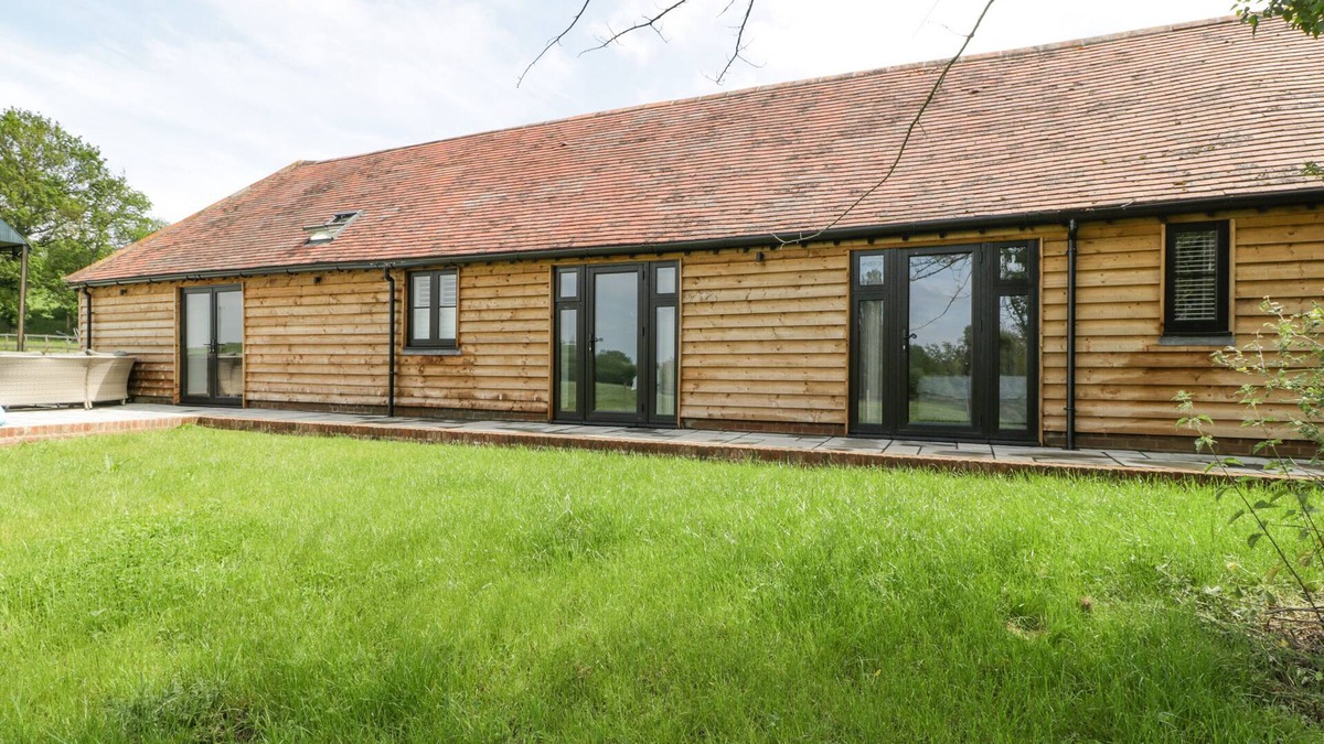 Wokingham Cottage | THE OLD DAIRY, luxury holiday cottage in Finchampstead