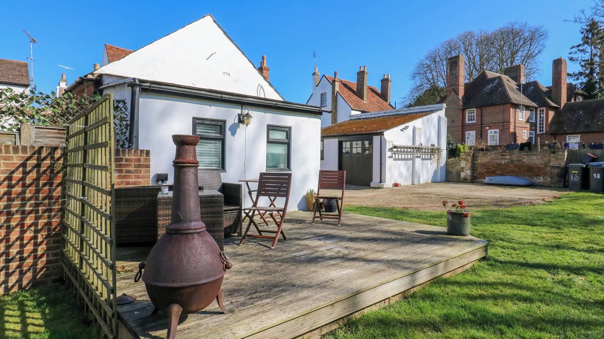 Herne Bay Cottage | THE OLD DAIRY, romantic, character holiday cottage in Herne