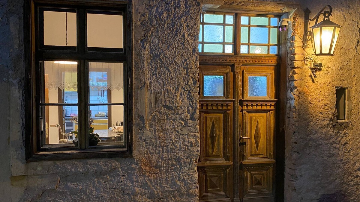Eberau Apartment | The old elementary school - living in the museum - apartment with 2 bedrooms, max. 4 adults.