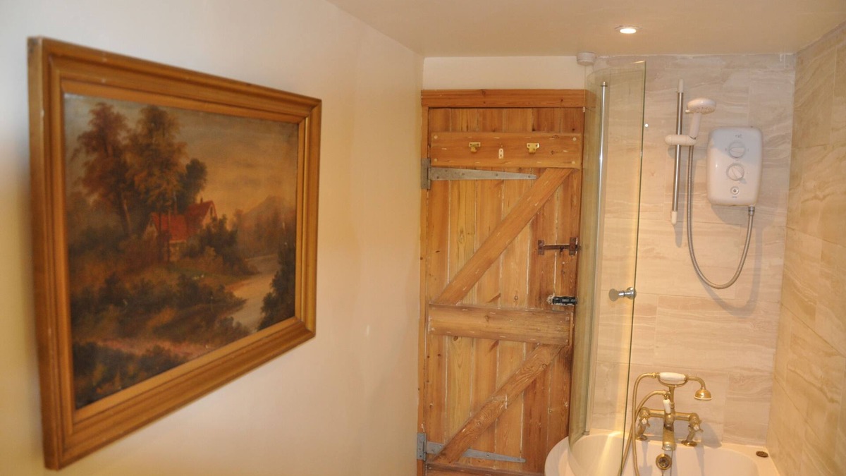 Wallingford Bed & Breakfast | The Old Farmhouse Inn B&B