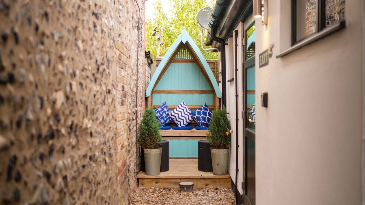 Brandon House | The Old Fire Station - a totally self contained studio apartment.