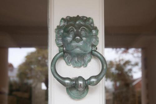 Salisbury House | The Old House Guest House
