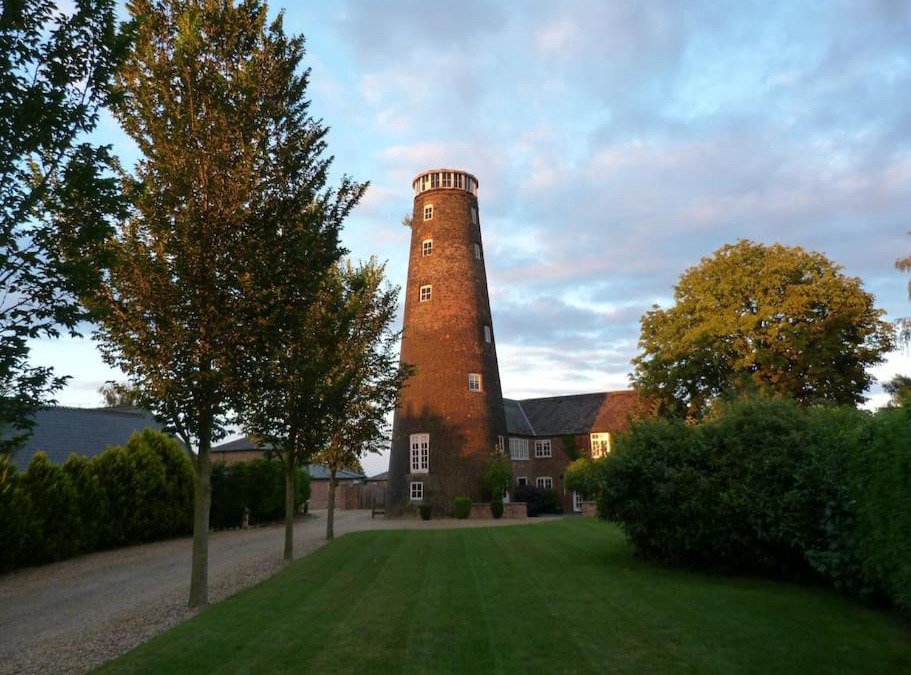 Stoke Ferry House | The Old Mill, 7 storey, dog friendly outdoor pool & bbq