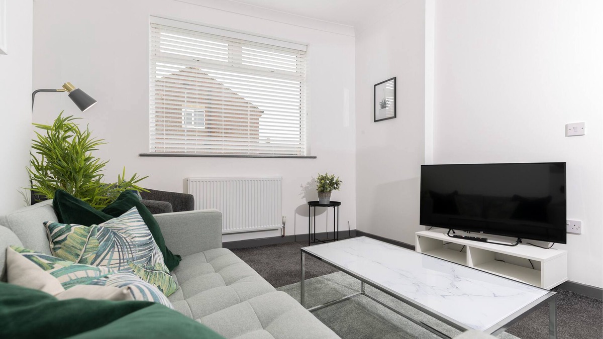 Darlington House | The Old Office No. 2 by Our Home Short Stays