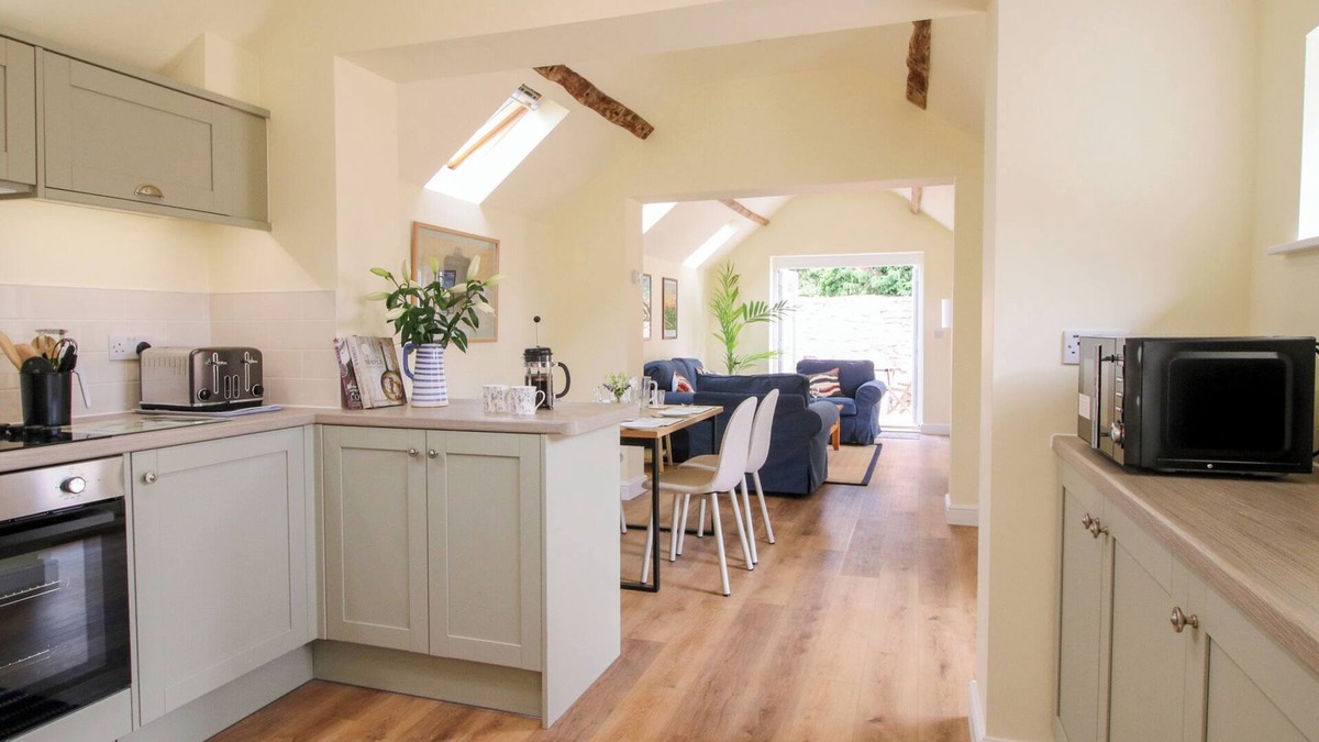 Sutton Maddock Cottage | THE OLD PIGGERY, pet friendly, with a garden in Ironbridge
