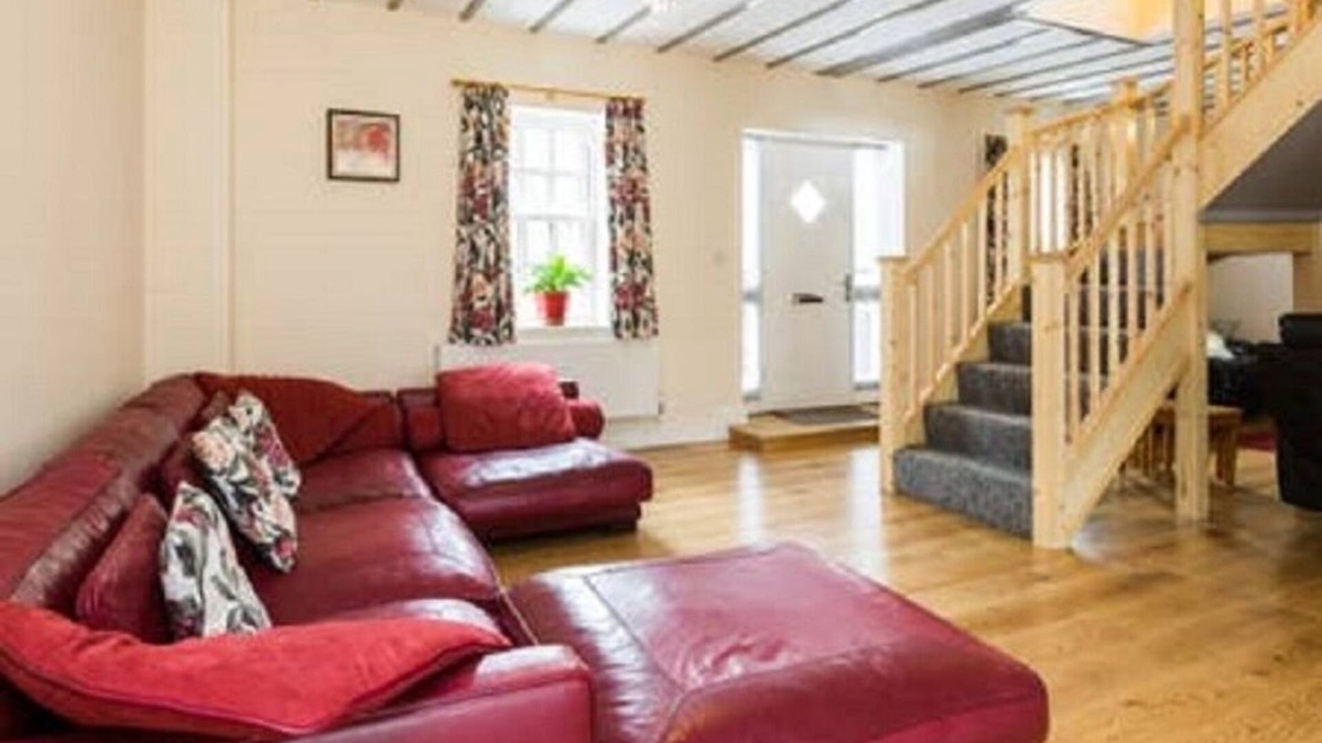 Bretforton House | The Old Post Office - Bretforton Holiday Home