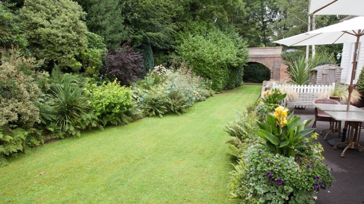 Petworth Bed & Breakfast | The Old Railway Station