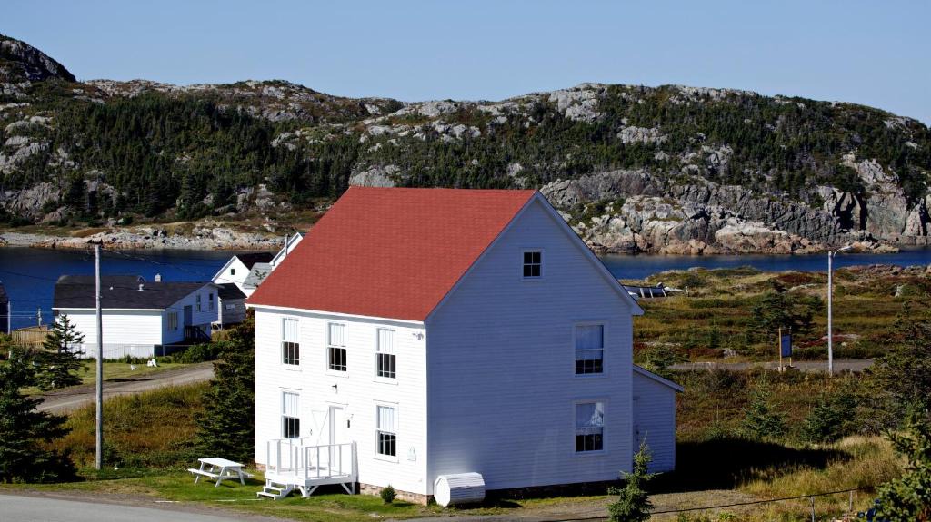 Salt Harbour House | The Old Salt Box Co. - Evelyn's Place