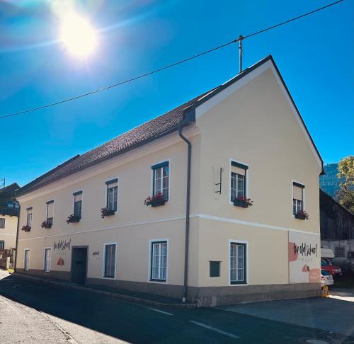 Egg Apartment | The Old School House