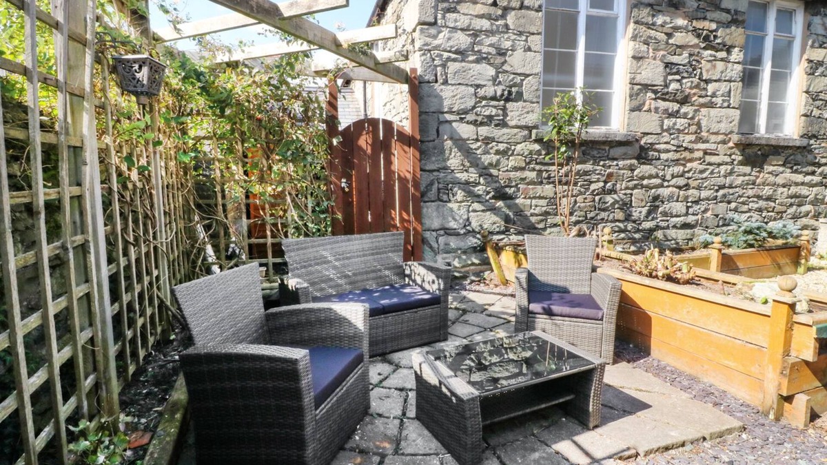 Bala Cottage | The Old School House