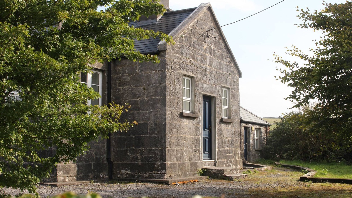 Burren Cottage | The Old Schoolhouse - sleeps 6 guests in 2 bedrooms