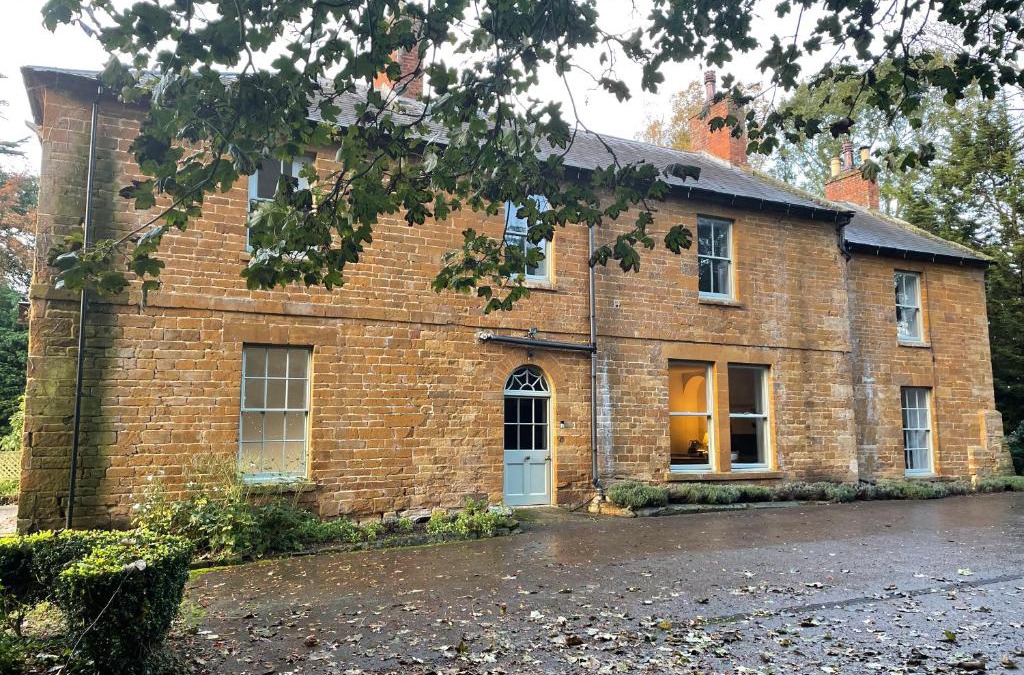 Upper Stowe Bed & Breakfast | The Old Vicarage