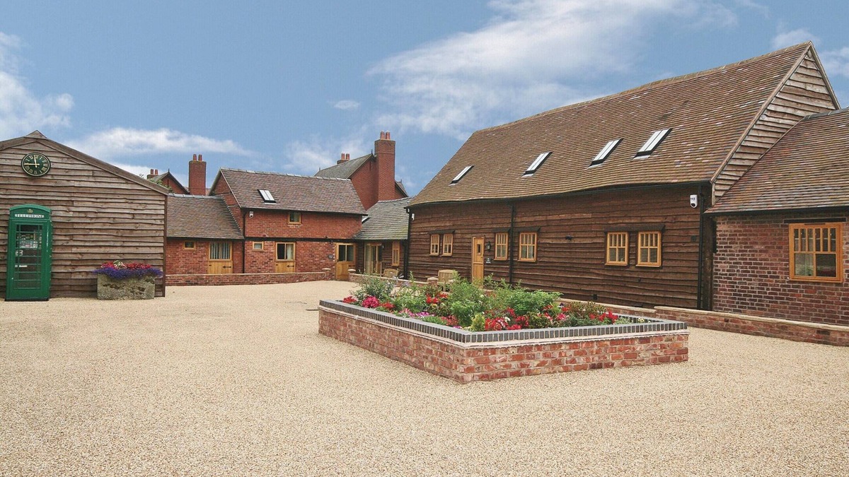 Pontesbury Cottage | The Olde Granary - E4298