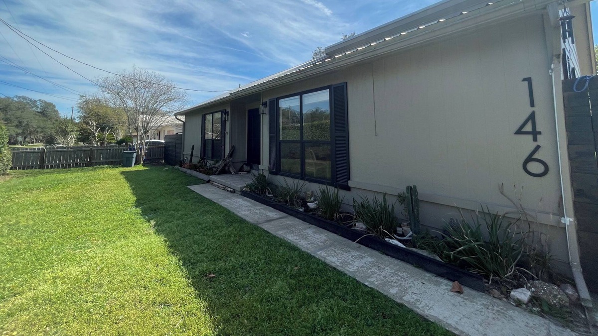 St. Augustine South House | The oldest city St Aug.Walking distance to Matanzas inlet and views of downtown.