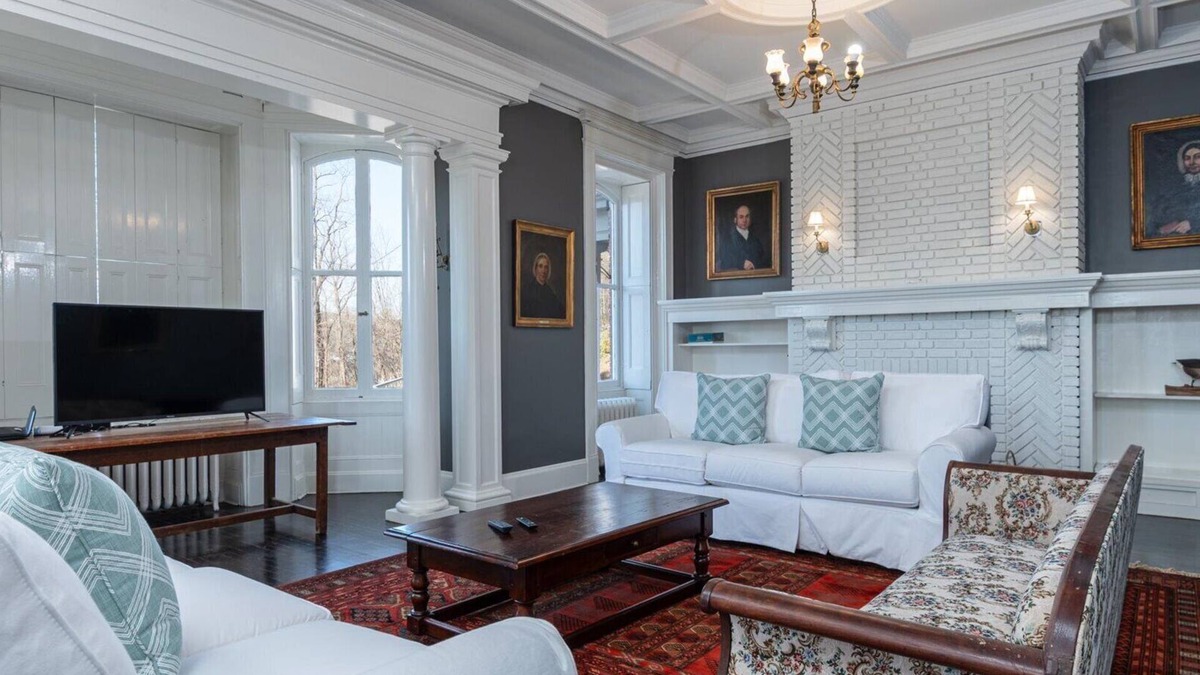 Springfield House | The Ole Magic Magnificent Mansion near Okemo