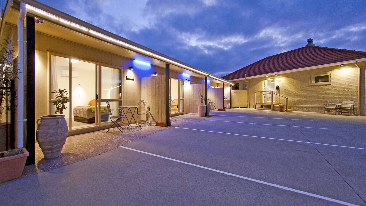 Coromandel Hotel | The Olive Motel