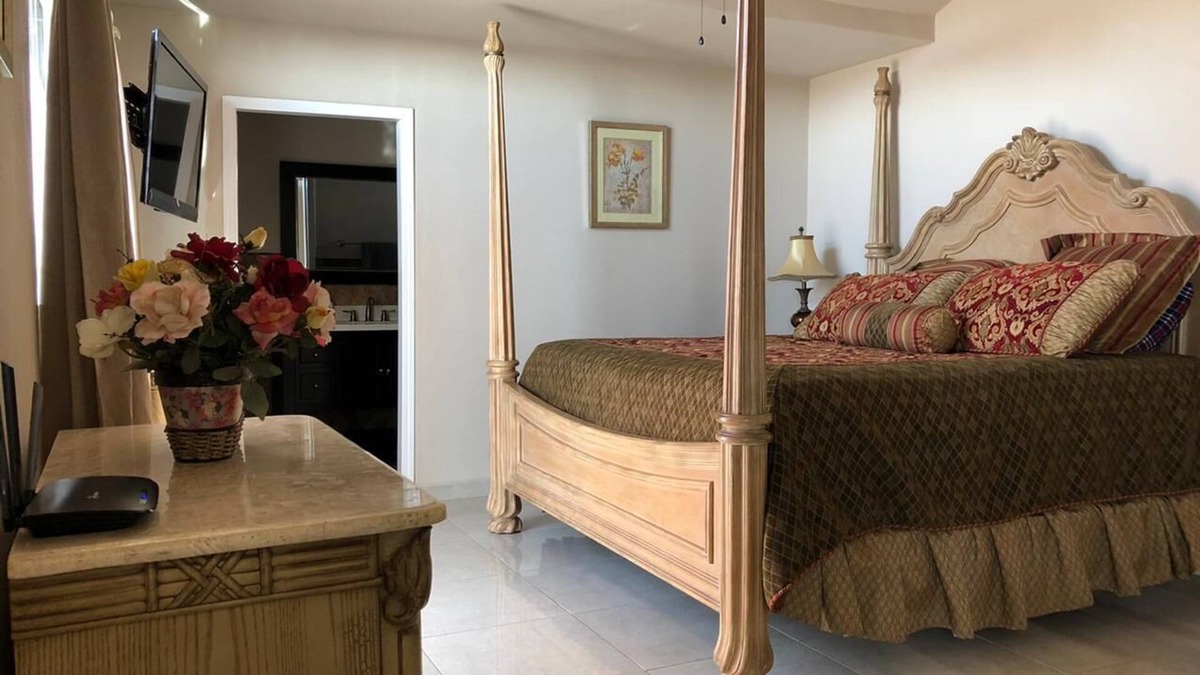 Ensenada Apartment | The Olmsteads Apartment with a Private Hot Jacuzzi on the patio!