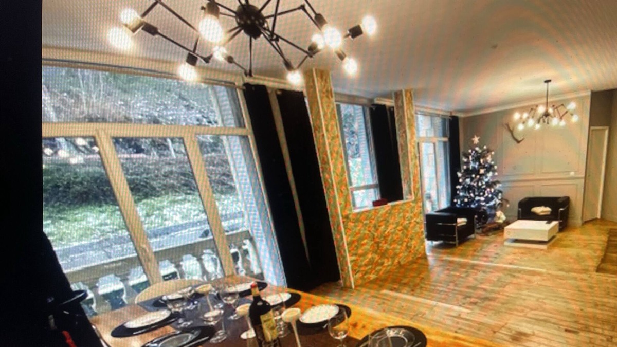 Savignac-les-Ormeaux Apartment | The Olympic : Apartment 8 travelers with parking