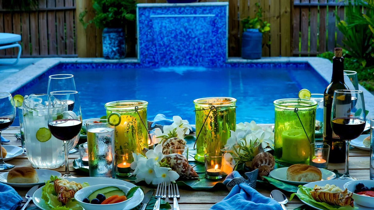Spanish Wells House | The ONLY house with POOL for rent in Spanish Wells! Five star service.