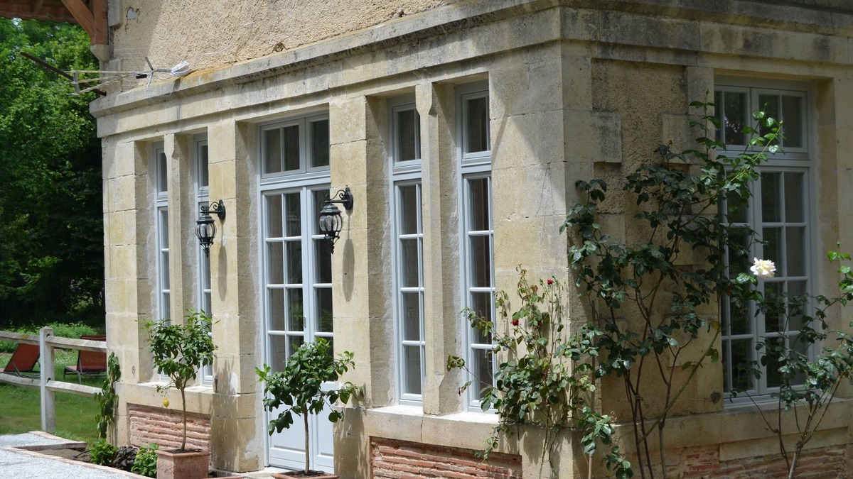 Saint-Justin Cottage | The Orangerie in the grounds of Chateau St Justin