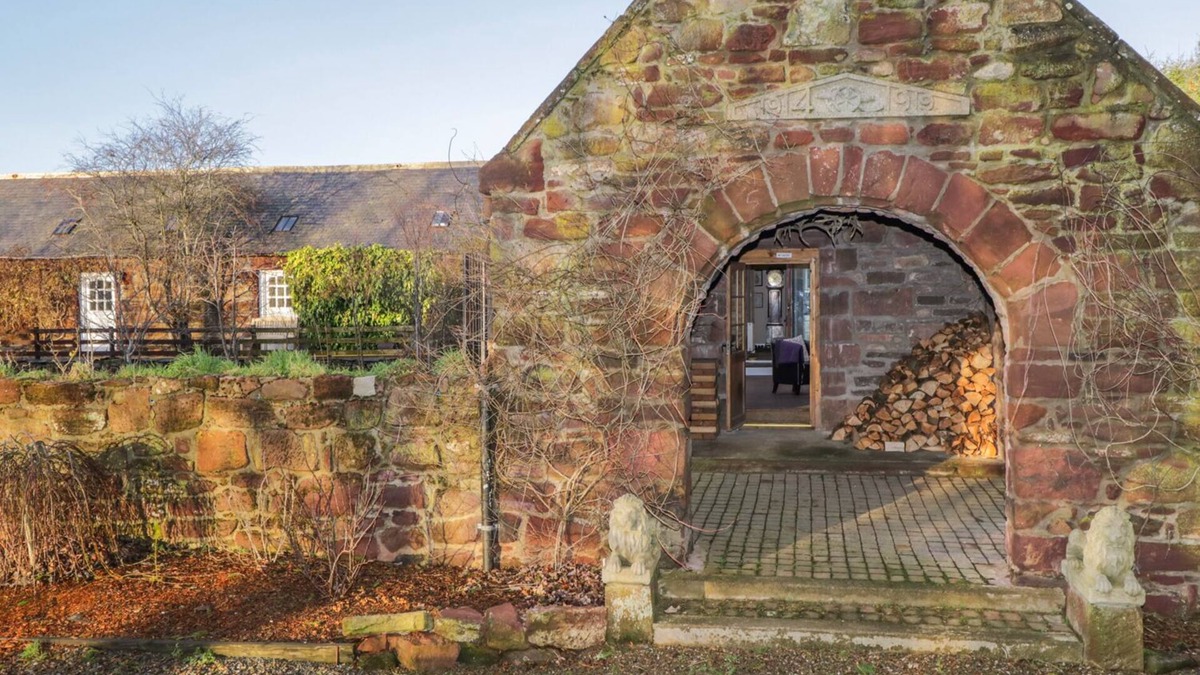 Turriff Cottage | THE ORANGERY, pet friendly, character holiday cottage in Turriff