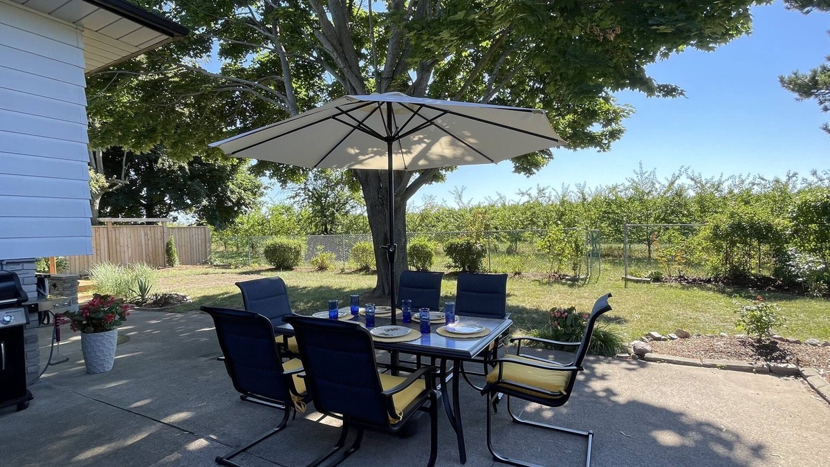 Historic Old Town House | The Orchard House, 3 bedroom house in NOTL