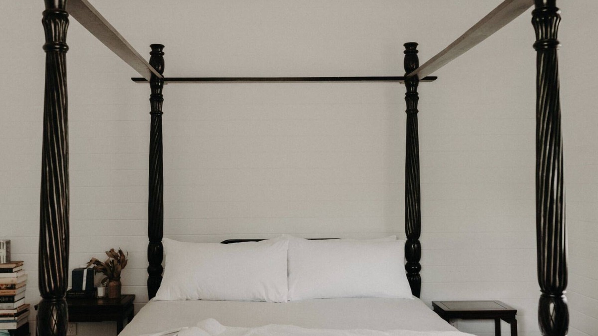 Clunes House | The Orchard Estate Farmhouse