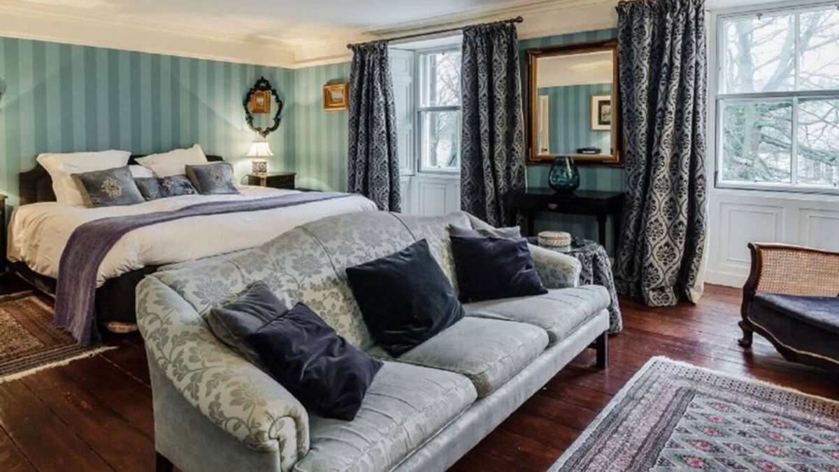 Rothbury House | The Orchard House - Full House Rental upto 12
