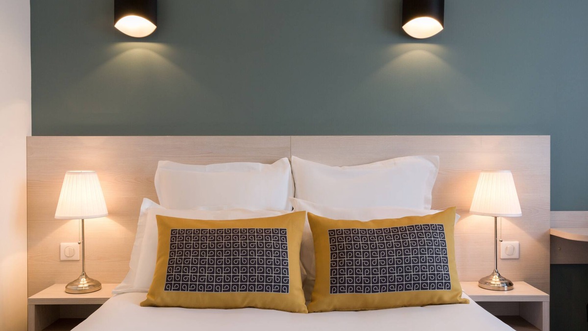 Brezolles Hotel | The Originals City, le Relais des Carnutes Brezolles Verneuil sur Avre