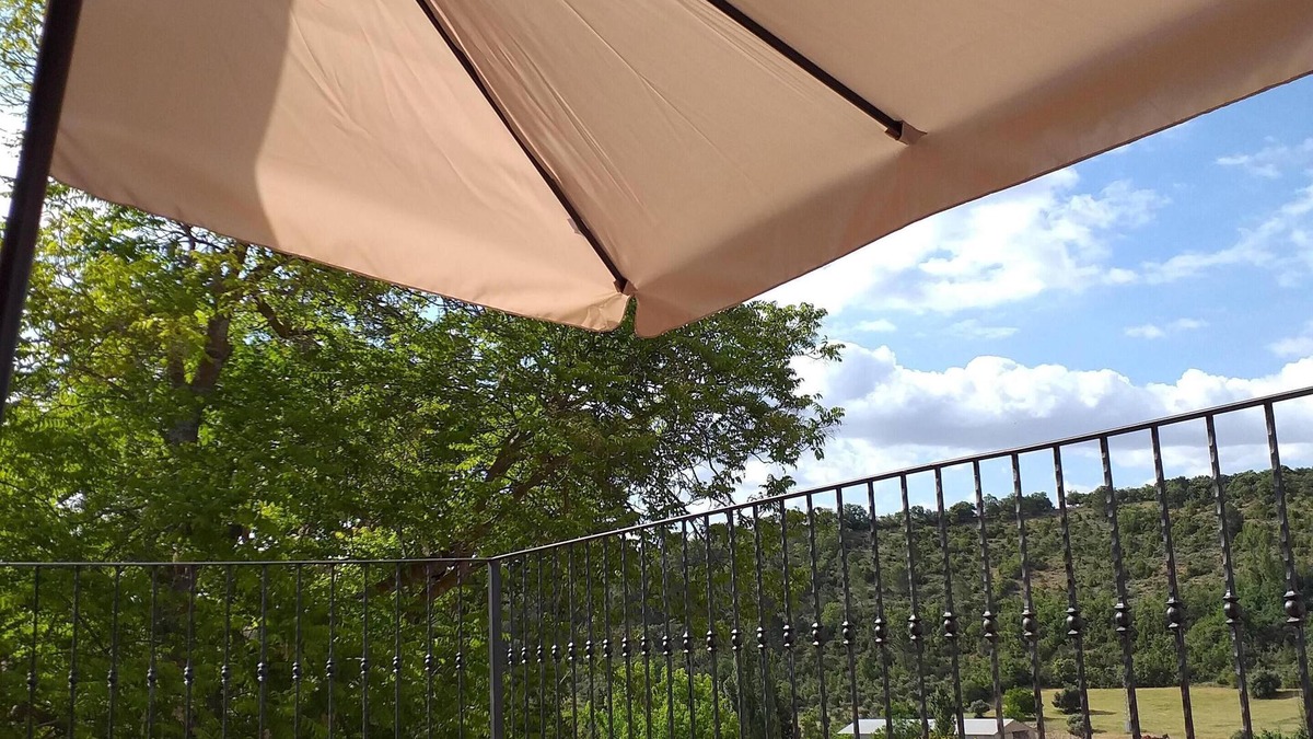 Hueva Cottage | The oven of Leopoldo Conjunto Rural