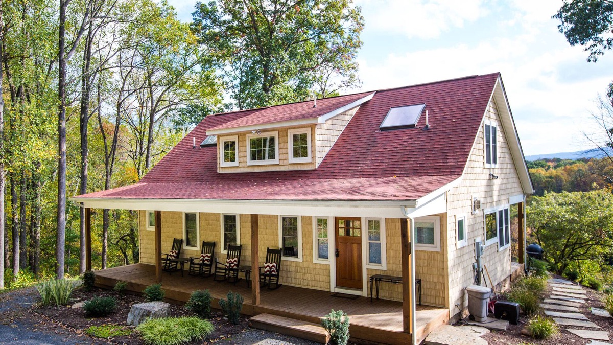 Front Royal Cabin | The Overlook Cottage - Spectacular River and Mountain Views