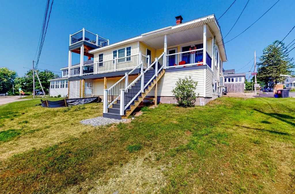 Old Orchard Beach House | The Owl's Nest