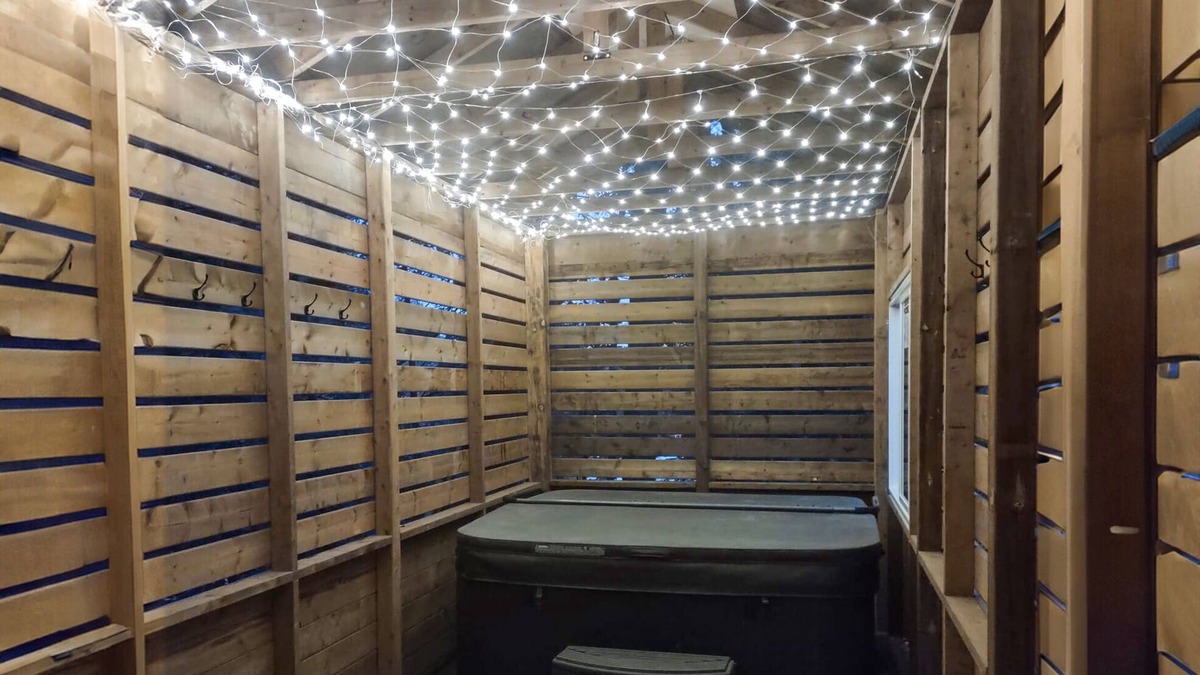 Saint-Alphonse-Rodriguez Ski Chalet | The Panda | Spa | Lake Front | BBQ