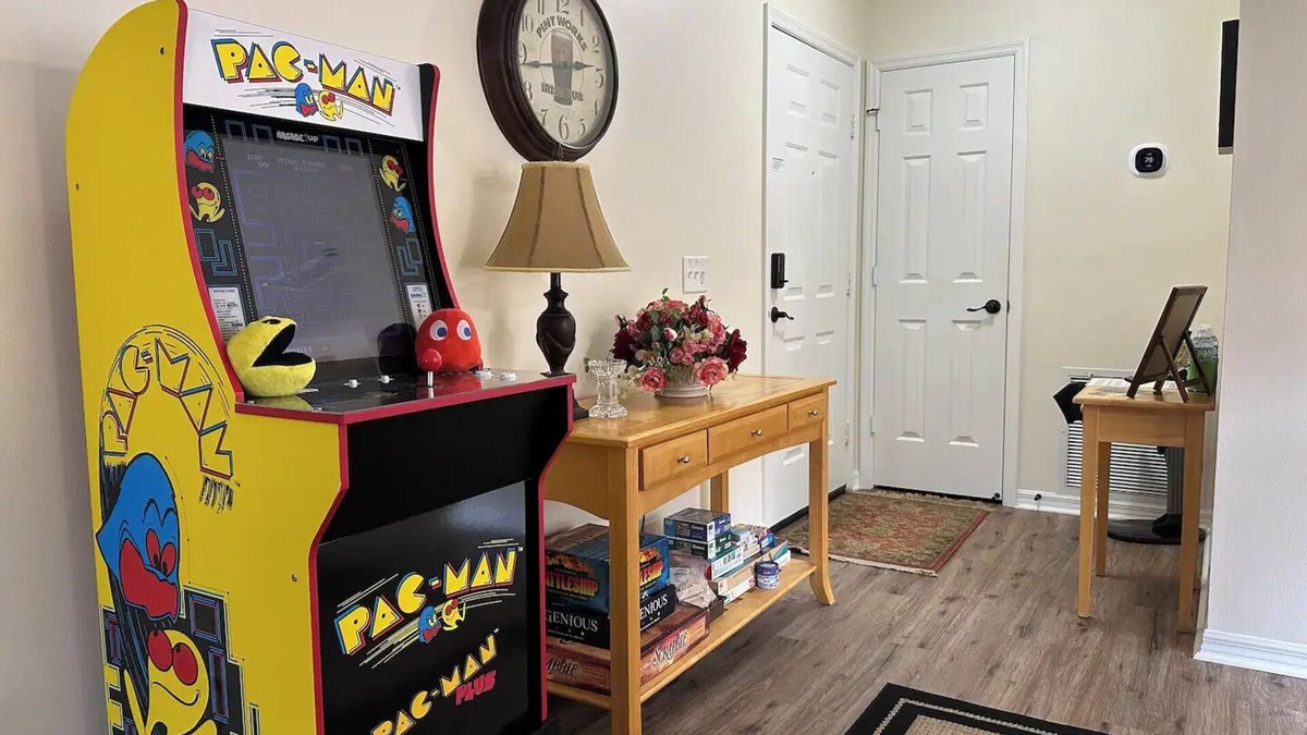 The Villages Villa | The Pac-Man House - Walk to Spanish Springs Square