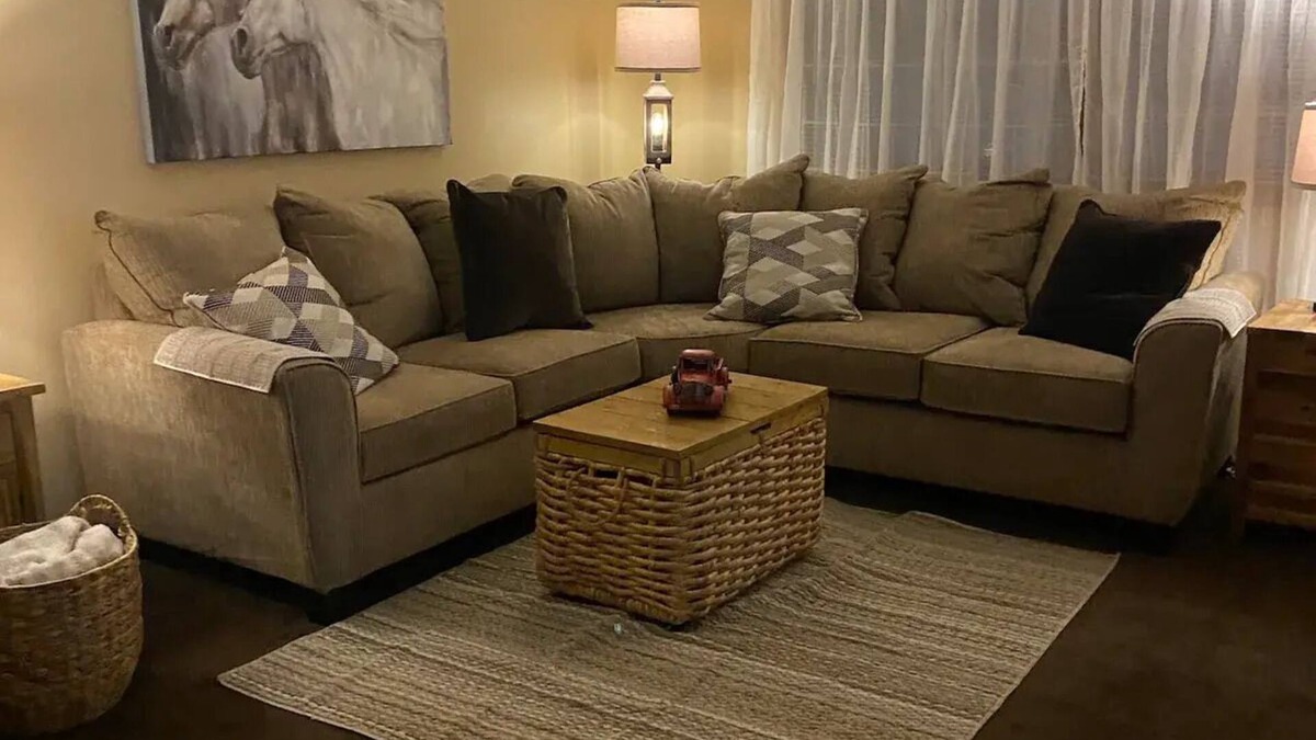 Ashland House | The Paddock Home
