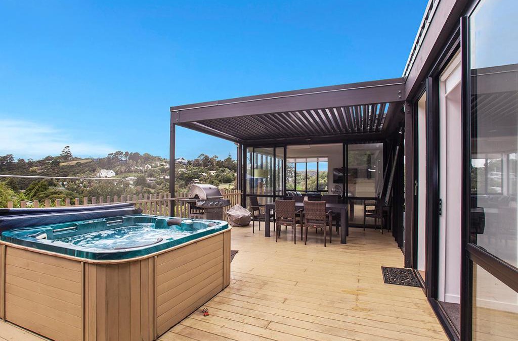 Palm Beach House | The Palm Beach Treehouse - Palm Beach Holiday House