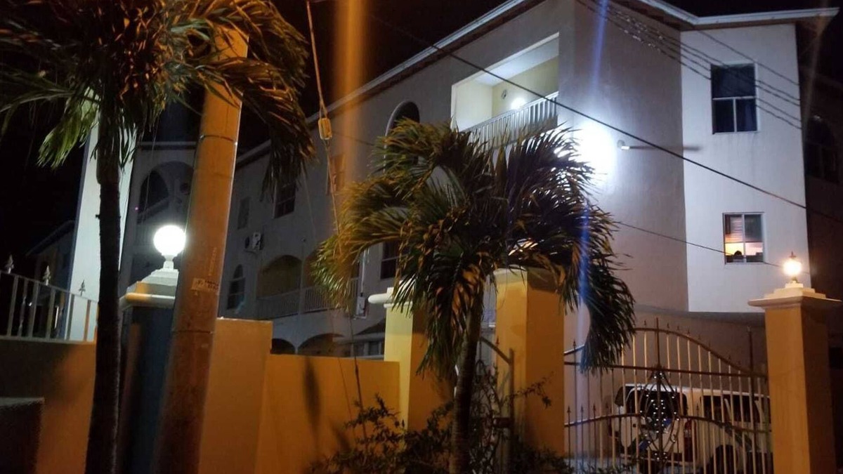 Tower Isle Apartment | The Palm Estate IS THE Place TO Stay AT A Reasonable Price