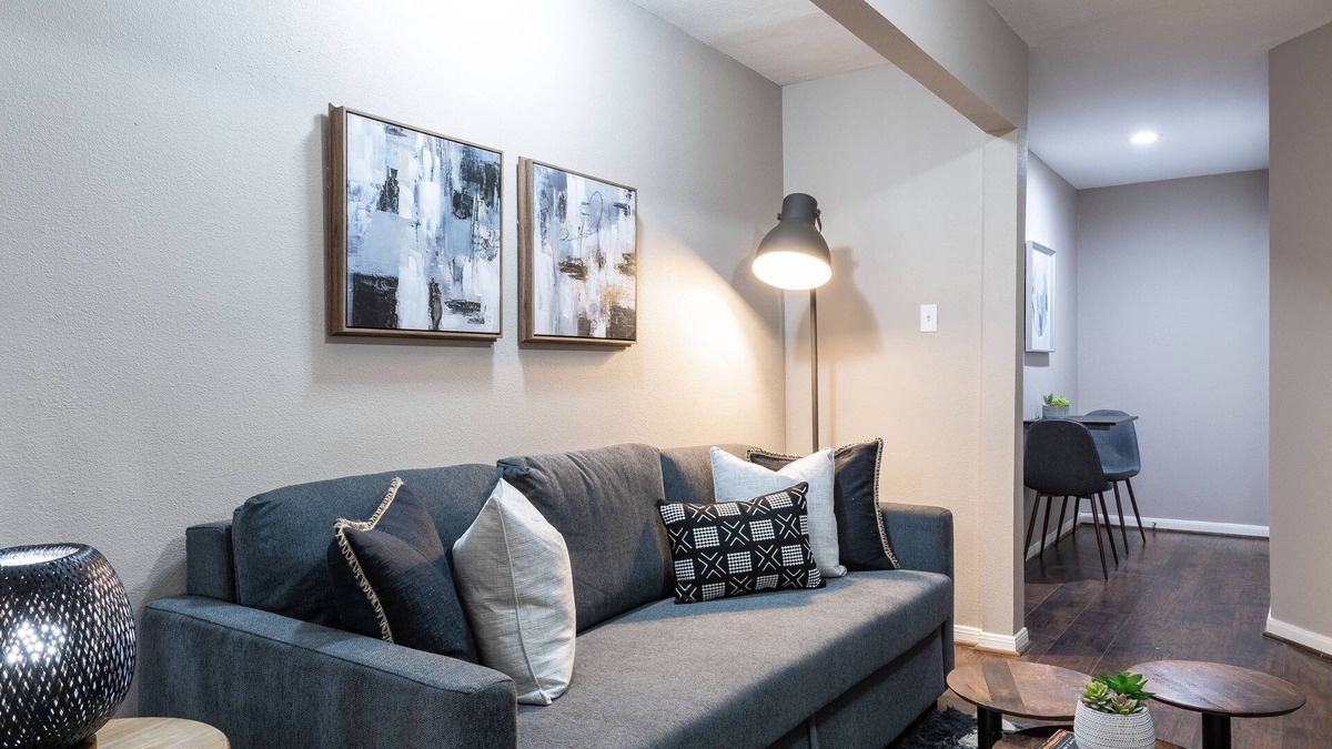 MacGregor Apartment | The Palm Flats 05! Zoo! Museums! Medical Center! ⭐️⭐️⭐️⭐️⭐️