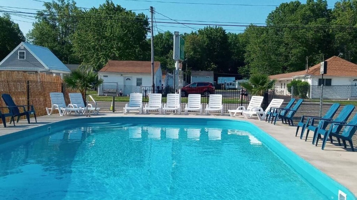 Geneva-on-the-Lake Hotel | The Palms Motel