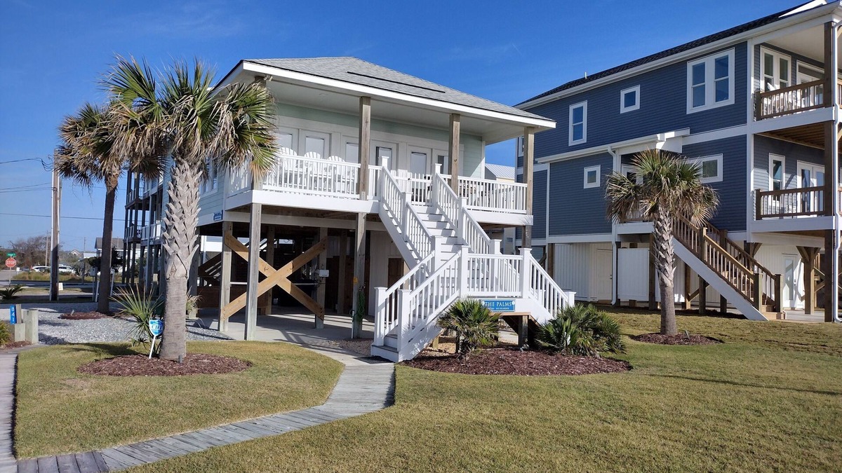 North Topsail Beach House | "The Palms" Oceanfront on Topsail Island, 2 BR - 2 BA Beach House - Awesome View
