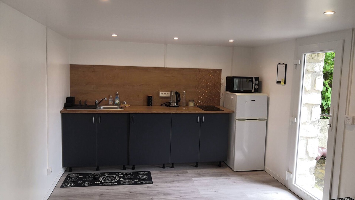 Corbeil-Essonnes Apartment | The Paradise, Calme et Reposant a 2 pas du RER