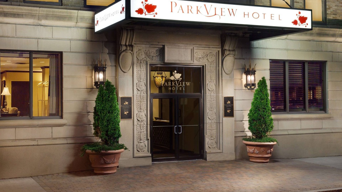 Downtown Syracuse Hotel | The Parkview Hotel