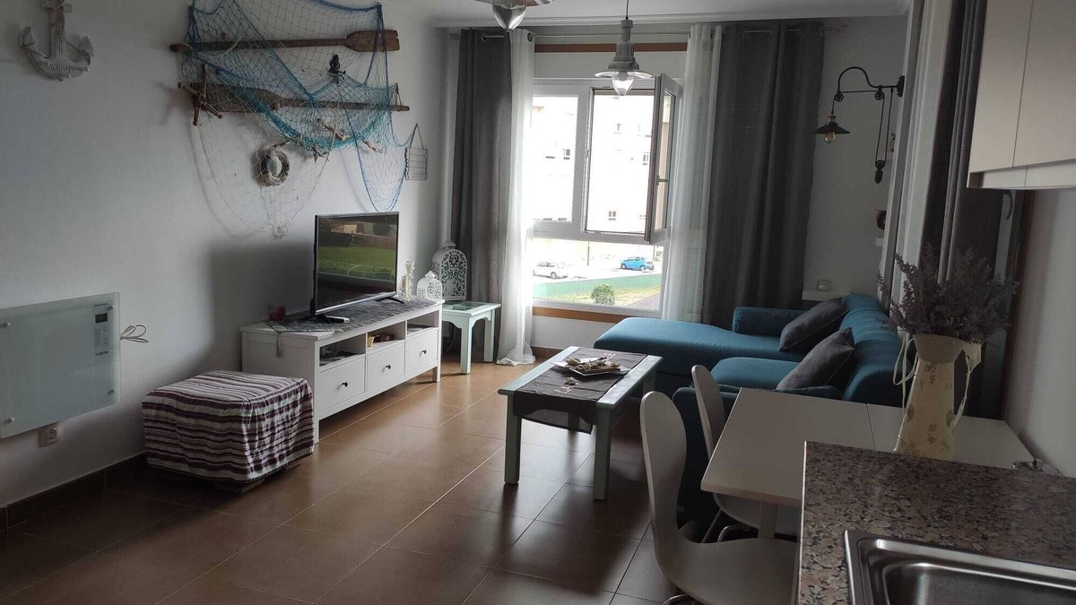 San Cibrao Apartment | The peace train in front of the beach