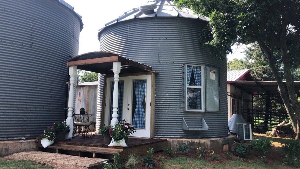 Grady County Other | The Peacock Room - Rustic Farm Stay in a Grain Bin