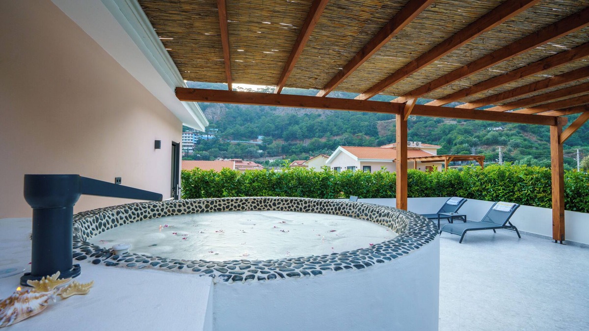 Oludeniz City Center Hotel | The Pearl Ölüdeniz