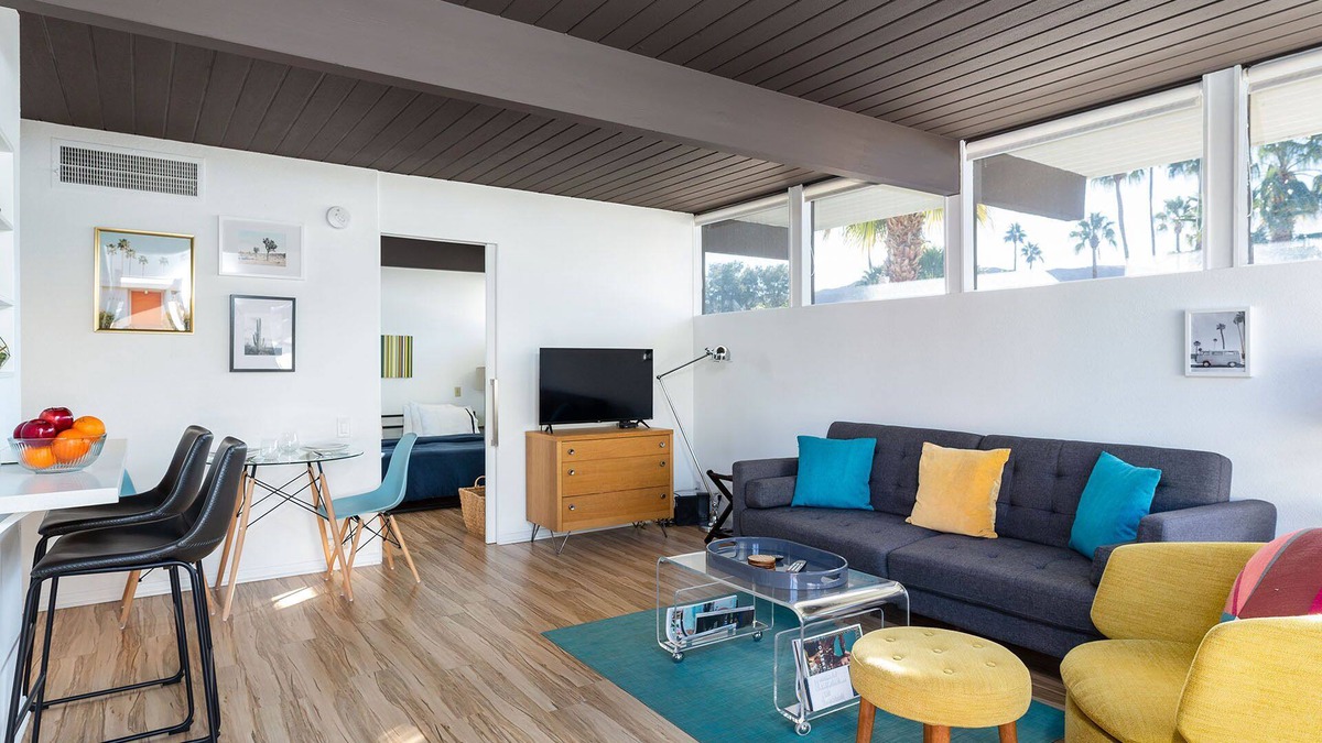 Twin Palms Condo | The Peggy Lee - Mid Century Oasis